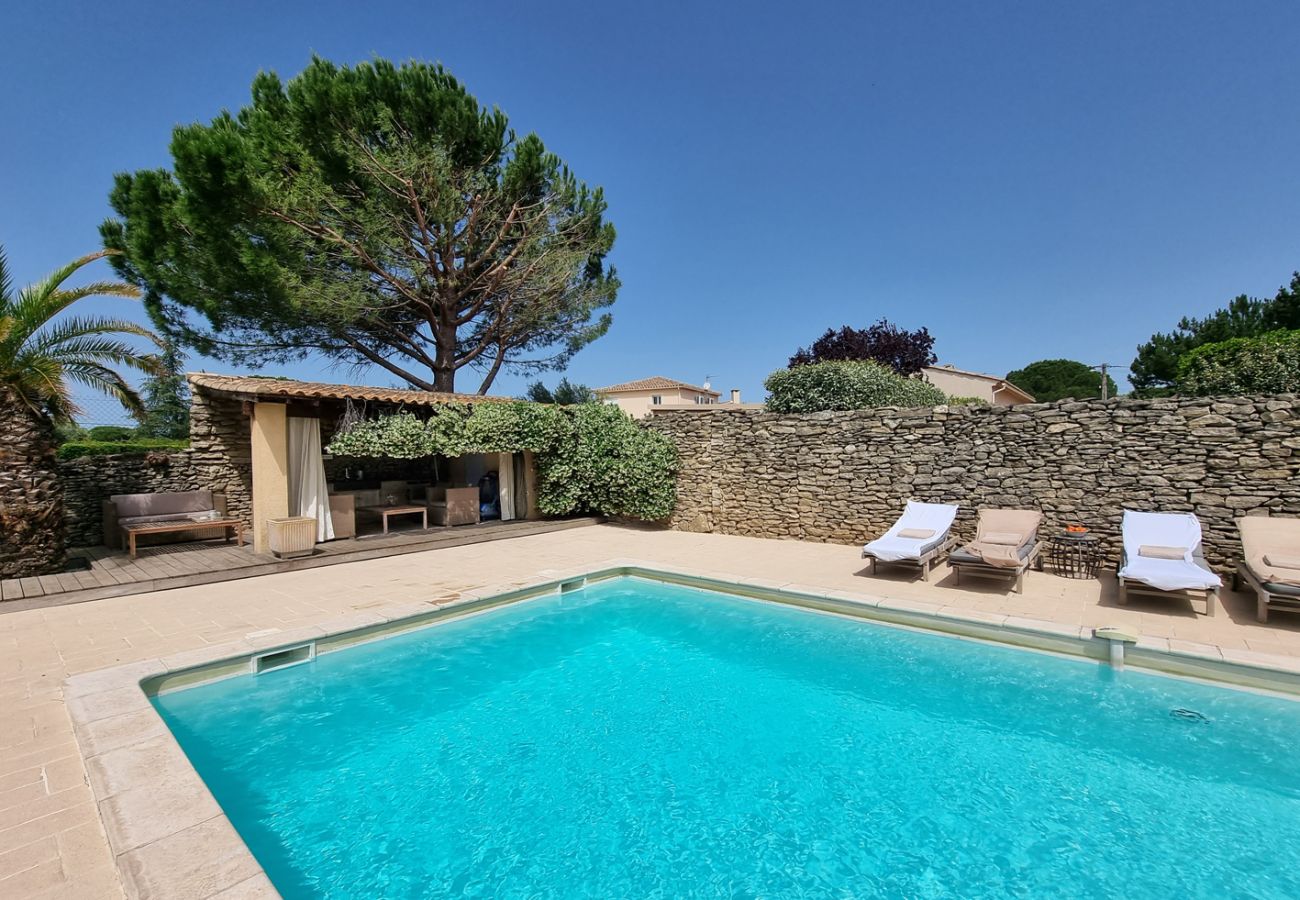 Villa in Saint-Quentin-la-Poterie - Jardin d'Uzès in der Nähe des Dorfes Uzès