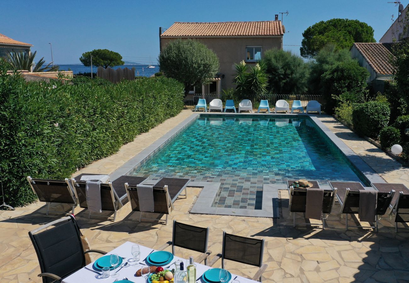 Villa in Marseillan - 34SCRIBO · La Scribote Sea and pool