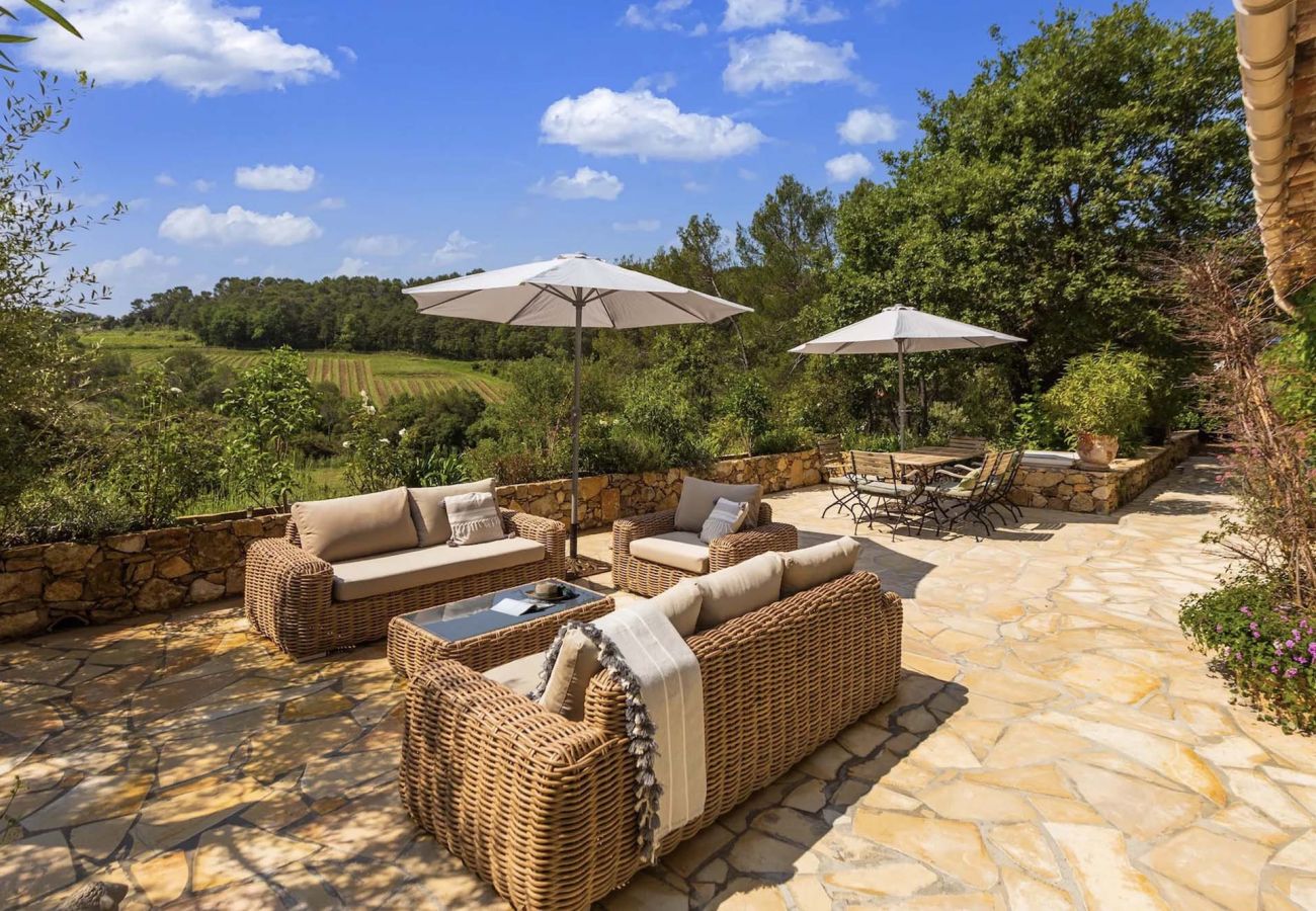 Villa in Cotignac - La Bergerie Caseneuve A Timeless Retreat in Provence